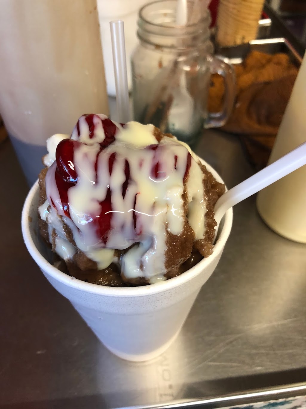 Sugar Moon Sweets & More | meal takeaway | 8240 E St Bernard Hwy, St Bernard, LA 70085, USA | 5044395423 OR +1 504-439-5423