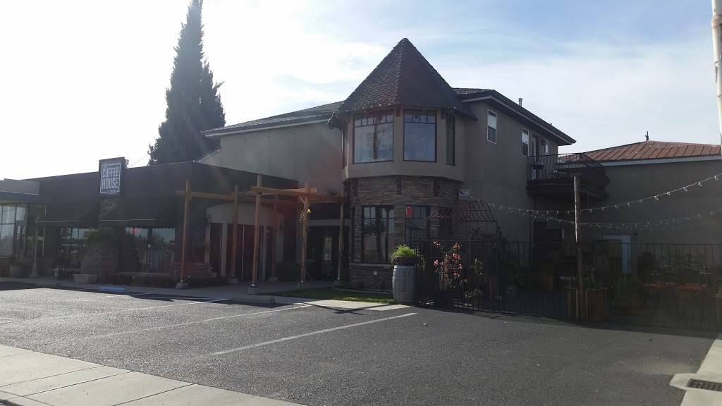 Salvagnos Flowers | restaurant | 730 6th St, Orland, CA 95963, USA | 5308658000 OR +1 530-865-8000