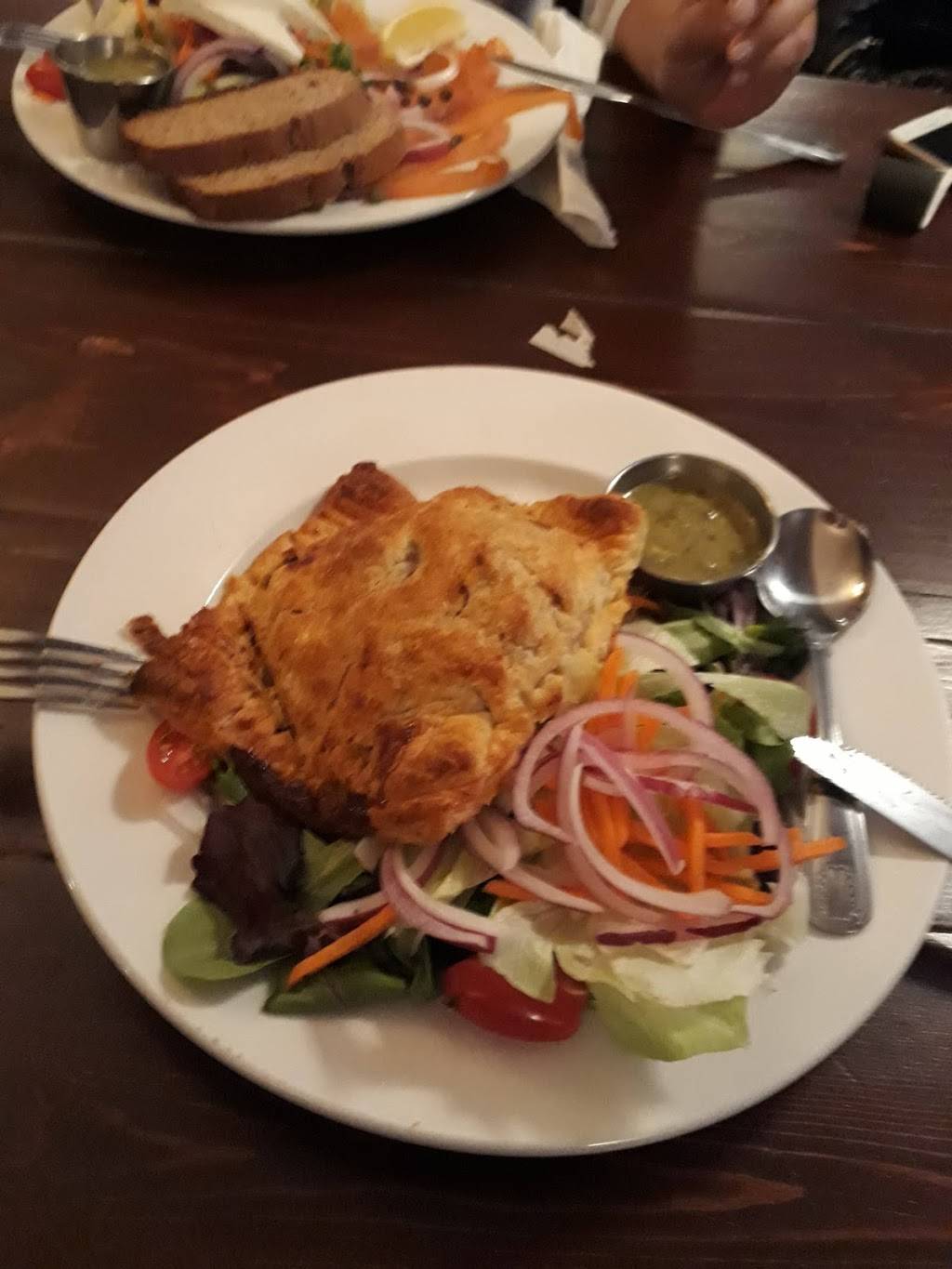 Celtic Knot Pub | restaurant | 626 Church St, Evanston, IL 60201, USA | 8478641679 OR +1 847-864-1679