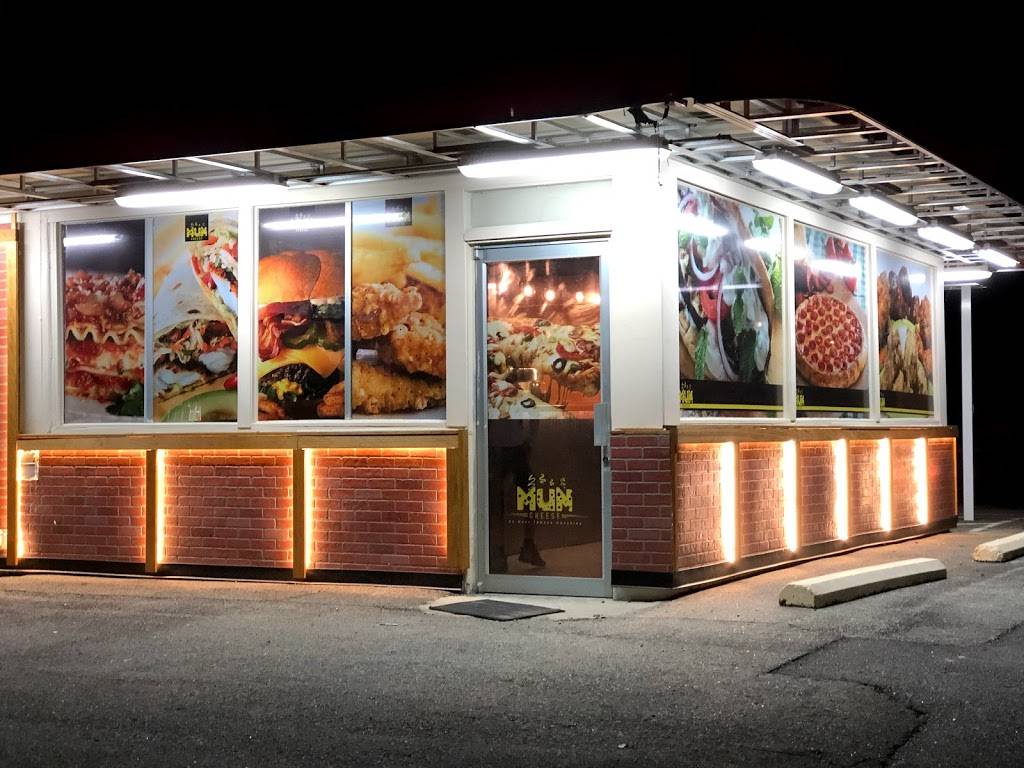 Muncheese colonial heights | restaurant | 17200 Jefferson Davis Hwy, Colonial Heights, VA 23834, USA | 8046619678 OR +1 804-661-9678