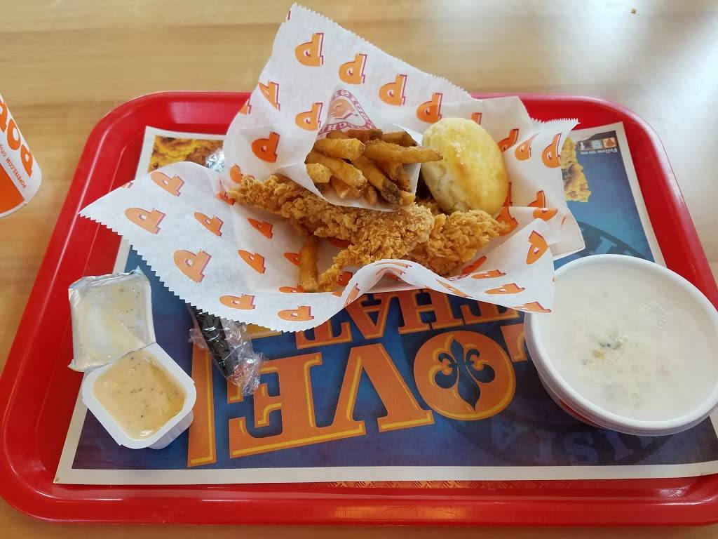 Popeyes Louisiana Kitchen | restaurant | 2150 Alpine Ave NW, Walker, MI 49544, USA | 6163332792 OR +1 616-333-2792