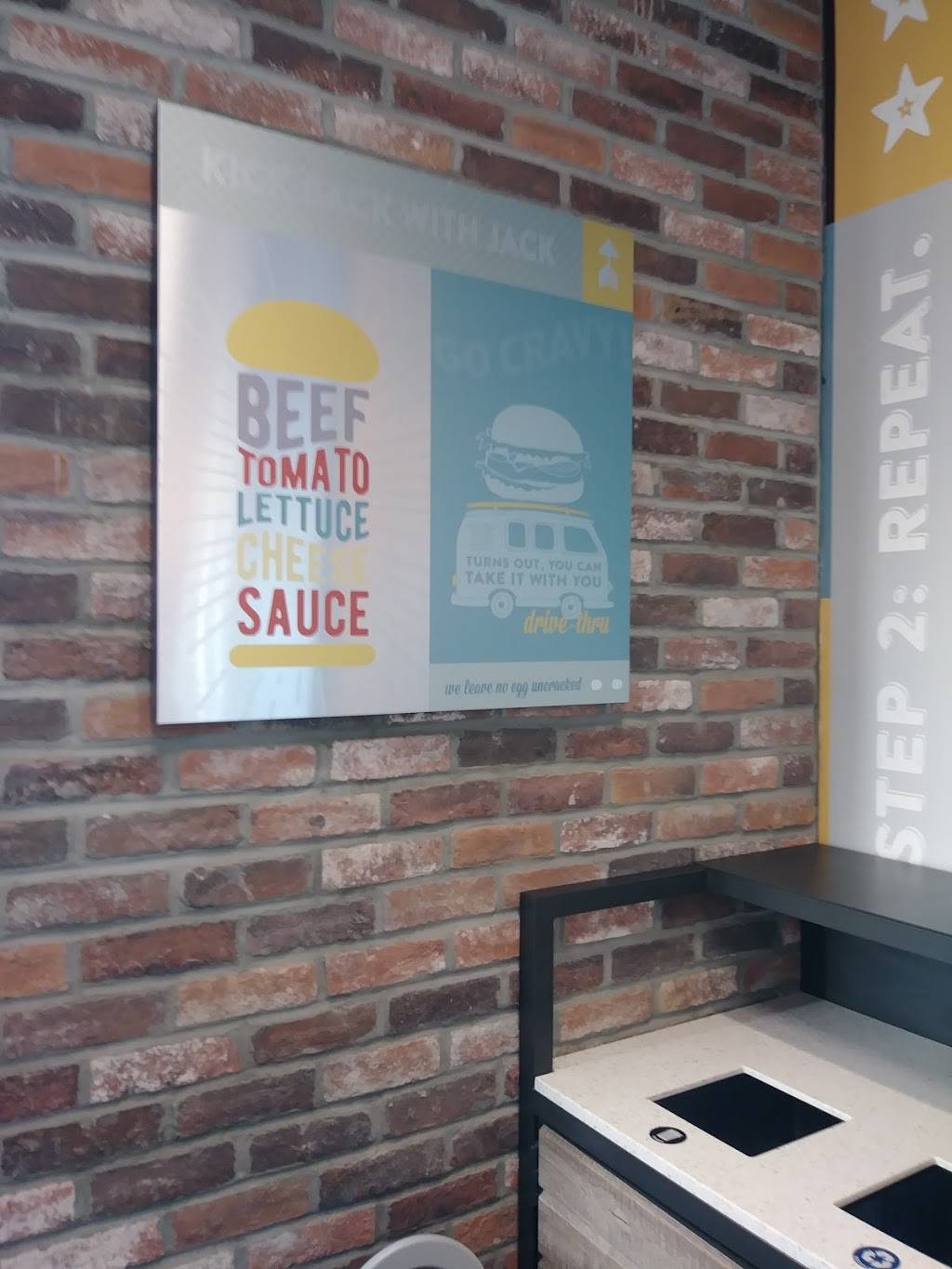 Jack in the Box | restaurant | 1220 Centinela Ave, Inglewood, CA 90302, USA | 4243319251 OR +1 424-331-9251