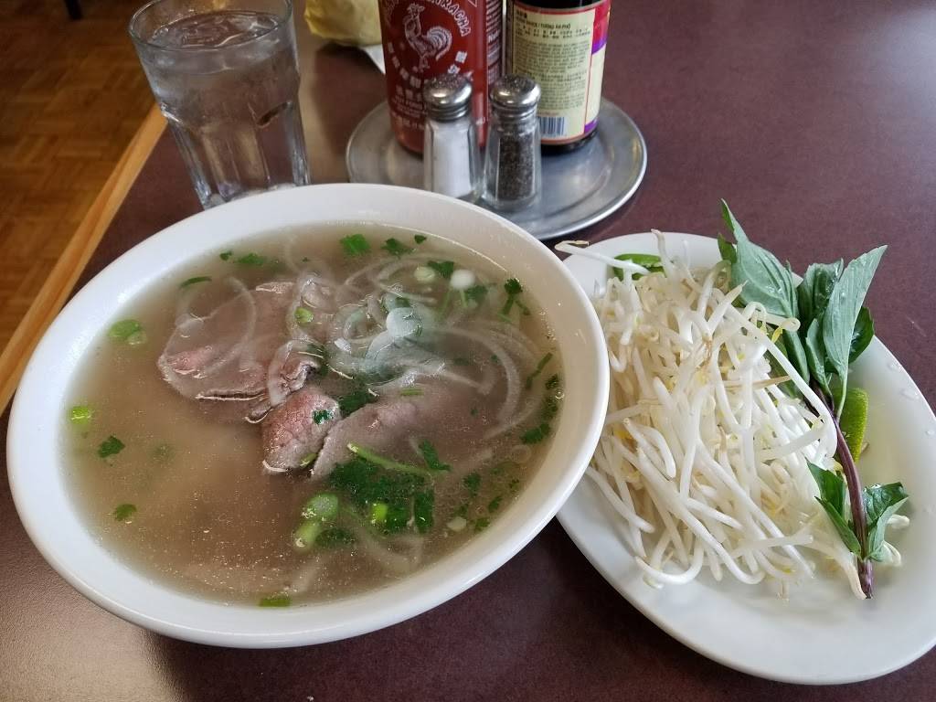 Cafe Pho | restaurant | 823 3rd Ave # 201, Seattle, WA 98104, USA | 2064477100 OR +1 206-447-7100