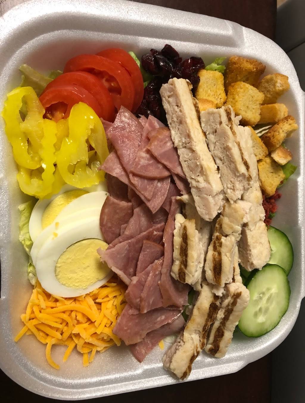 Yummy Dogs | restaurant | 577 Deltona Blvd, Deltona, FL 32725, USA | 3862599729 OR +1 386-259-9729