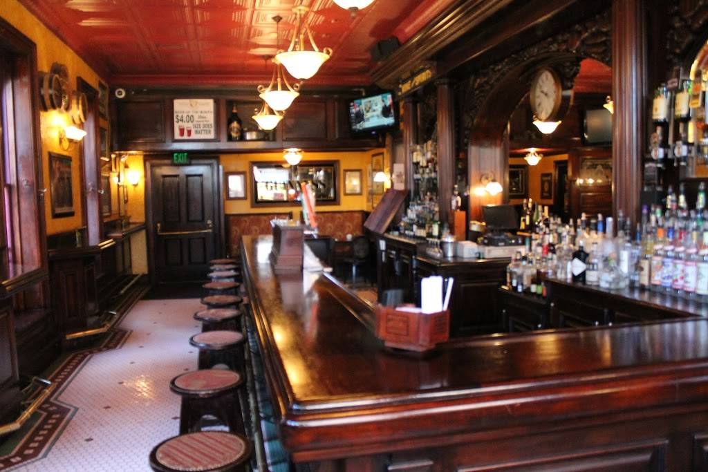 Kitty Hoynes Irish Pub | restaurant | 301 W Fayette St, Syracuse, NY 13202, USA | 3154241974 OR +1 315-424-1974