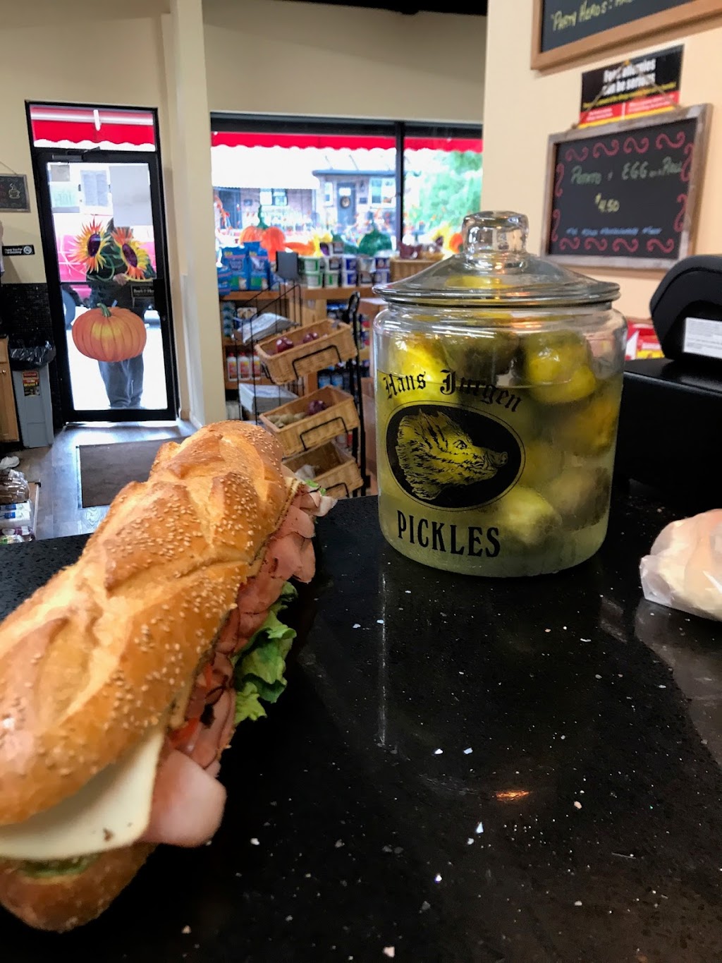 T&G Finest Deli & Grocery | restaurant | 3211 Philip Ave, Bronx, NY 10465, USA | 7184092915 OR +1 718-409-2915