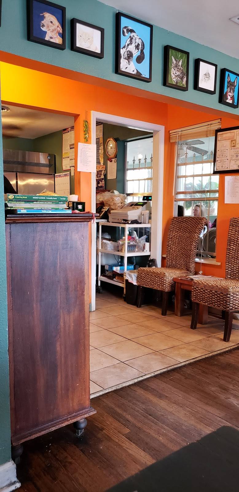 La Cocina de Consuelo | restaurant | 4516 Burnet Rd, Austin, TX 78756, USA | 5125244740 OR +1 512-524-4740