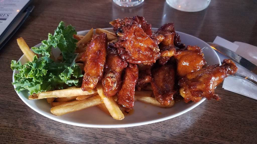 Bulldog Ale House | restaurant | 1480 Golf Rd, Rolling Meadows, IL 60008, USA | 8474271333 OR +1 847-427-1333