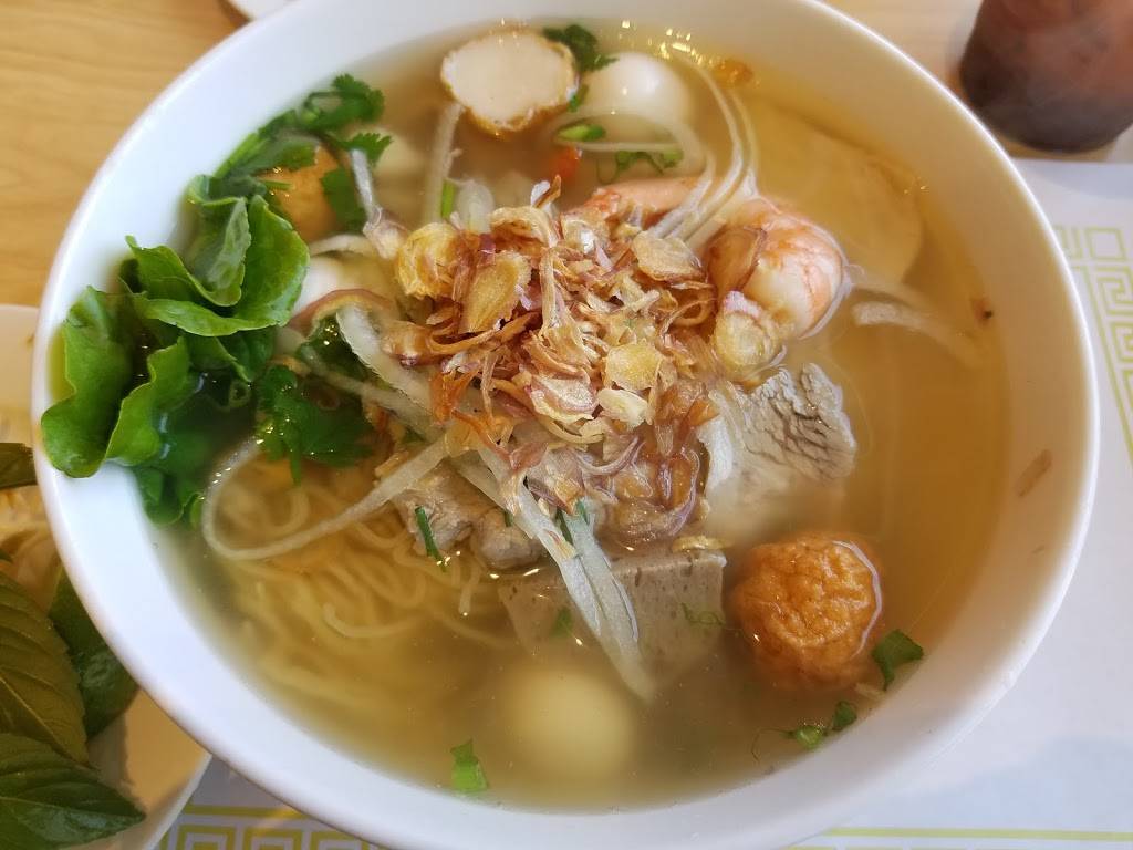 We Love Pho 2 | restaurant | 4501 E Carson St # 110, Long Beach, CA 90808, USA | 5624257799 OR +1 562-425-7799