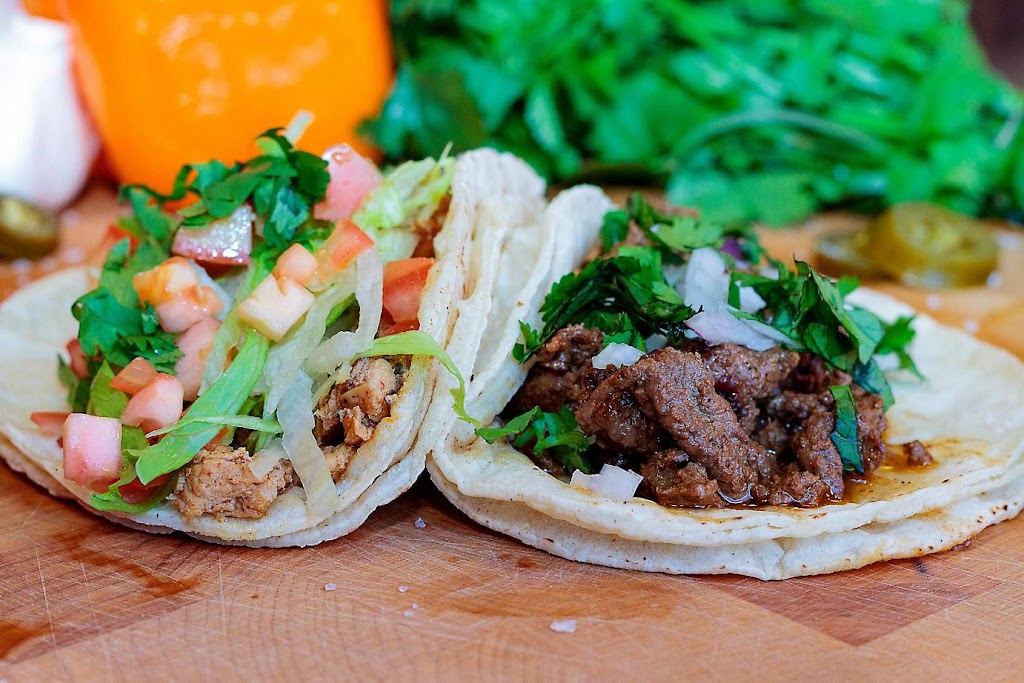 Taco Bandito | restaurant | 605 S 1st St, Milwaukee, WI 53204, USA | 4142048226 OR +1 414-204-8226