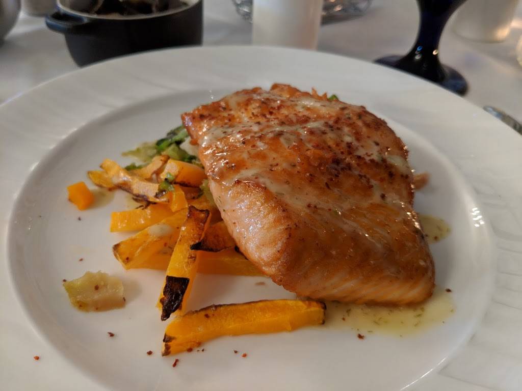 The Dining Room at The Nittany Lion Inn | restaurant | 200 W Park Ave, State College, PA 16803, USA | 8148658590 OR +1 814-865-8590