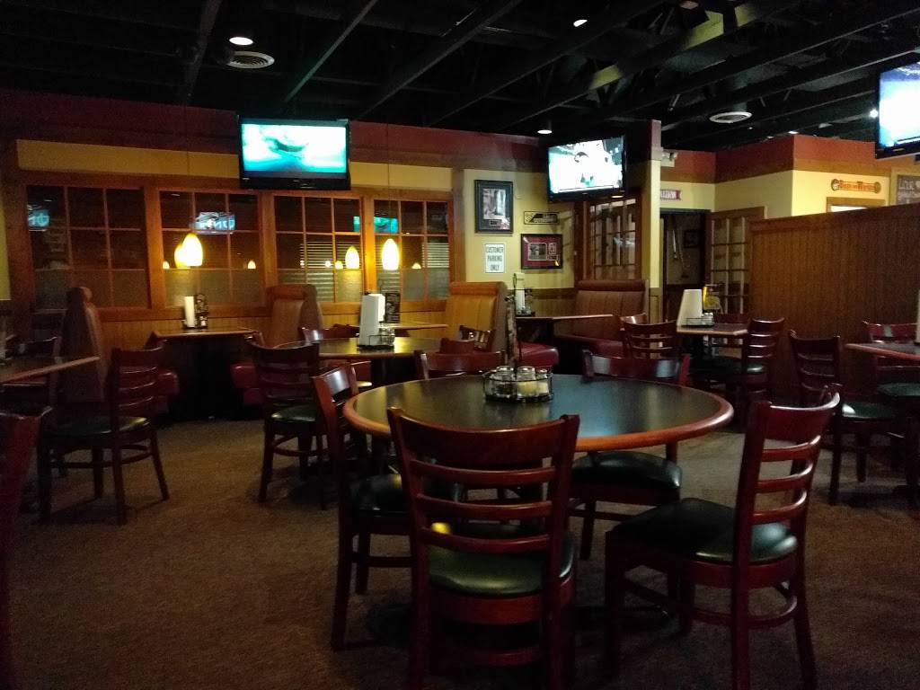 Pizza Hut | meal takeaway | 7720 Northwest Expy, Oklahoma City, OK 73132, USA | 4057222300 OR +1 405-722-2300