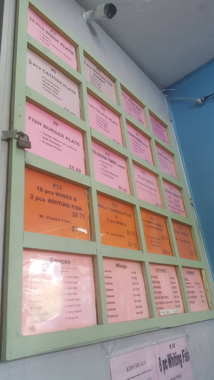 Happy Wings | restaurant | 2760 Donald Lee Hollowell Pkwy NW, Atlanta, GA 30318, USA | 4047997777 OR +1 404-799-7777