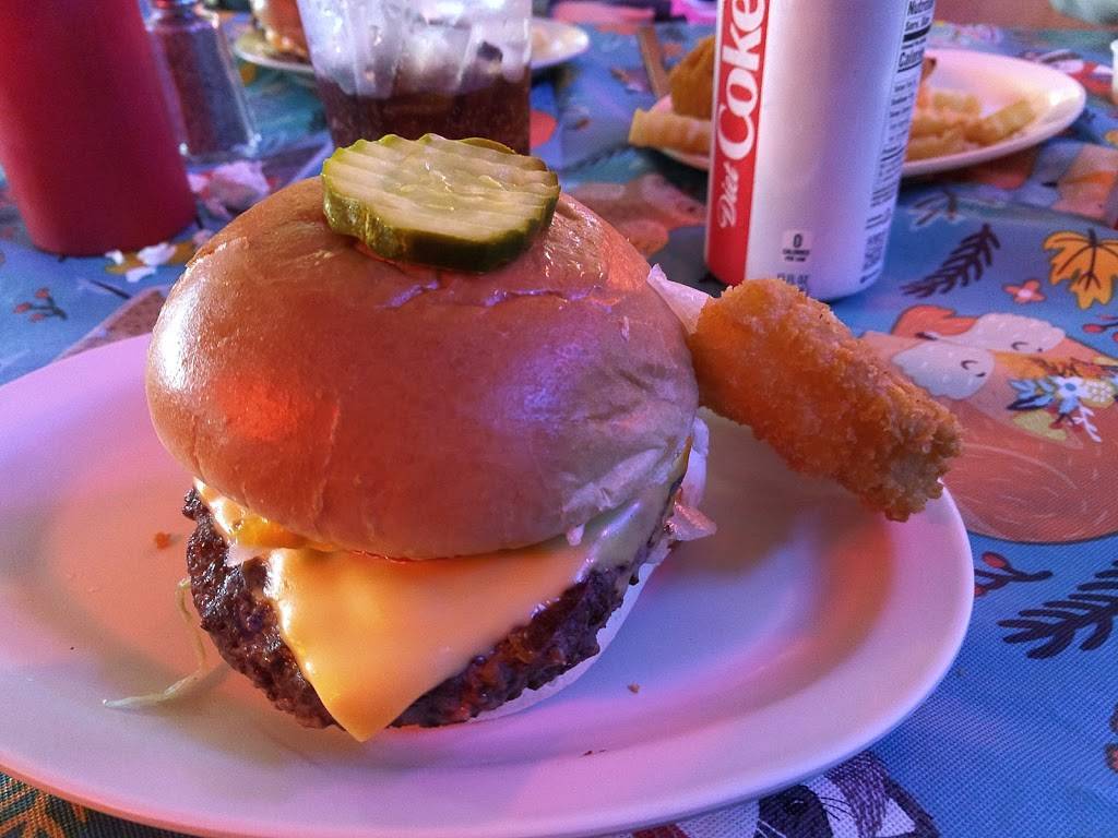 Busters Place | restaurant | 1615 NW Broad St, Murfreesboro, TN 37129, USA | 6158955464 OR +1 615-895-5464