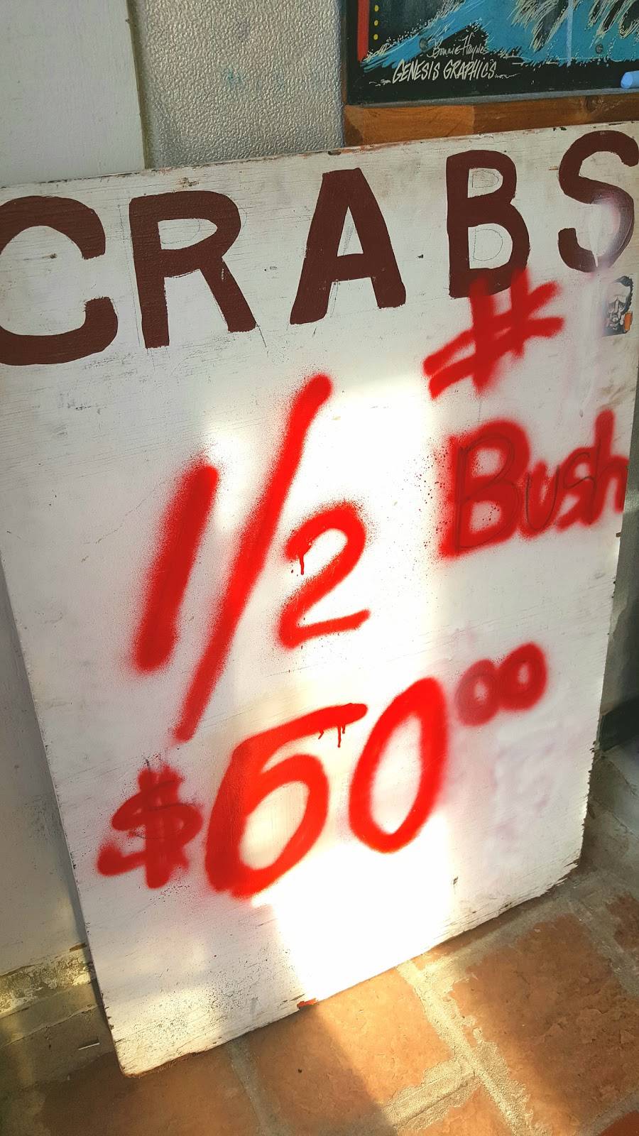 Steamin Demons | restaurant | 603 Eastern Blvd, Essex, MD 21221, USA | 4106862835 OR +1 410-686-2835