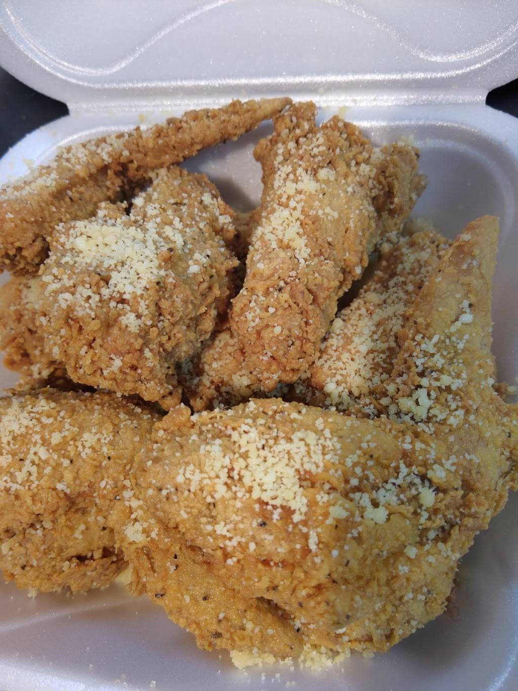 Chicken Lit Tenders & Wings | restaurant | 931 E Ogden Ave, Naperville, IL 60563, USA | 6304709143 OR +1 630-470-9143