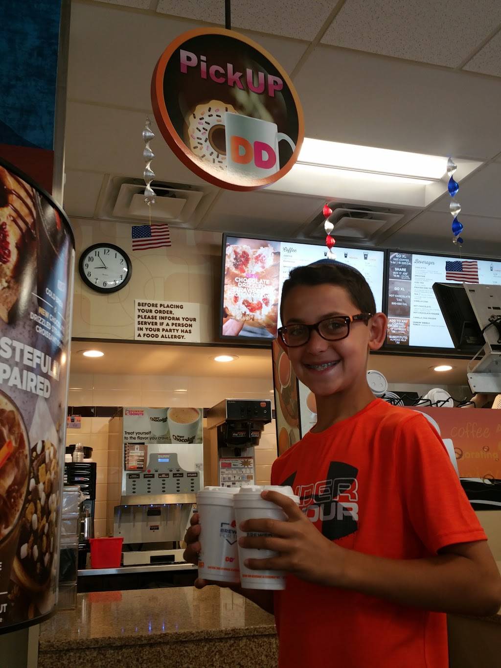 Dunkin | bakery | 711 Bliss Rd, Longmeadow, MA 01106, USA | 4135672067 OR +1 413-567-2067