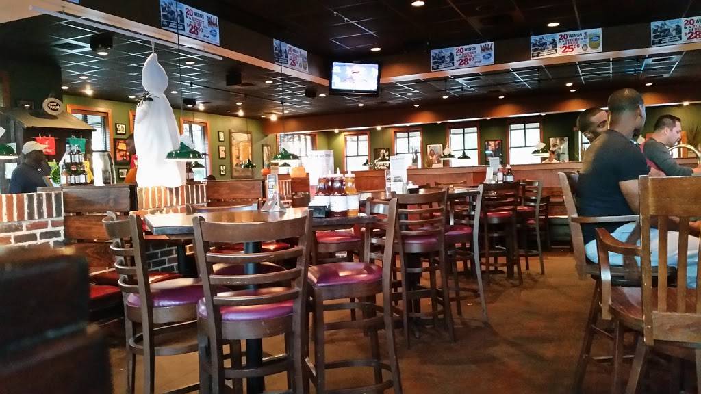 Sticky Fingers Ribhouse | restaurant | 13150 City Station Dr, Jacksonville, FL 32218, USA | 9043097427 OR +1 904-309-7427