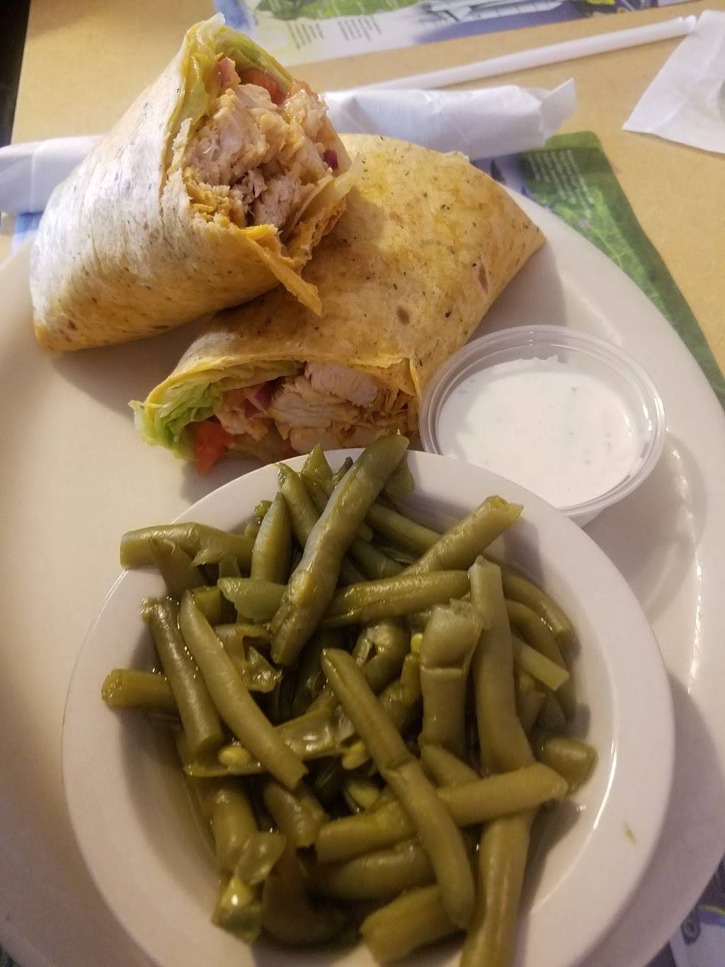 Crossroads Country Kitchen | restaurant | 7947 FL-40, Ocala, FL 34482, USA | 3522371250 OR +1 352-237-1250