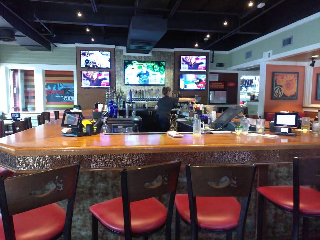 Chilis Grill & Bar | restaurant | 408 Market St, Chattanooga, TN 37402, USA | 4232651511 OR +1 423-265-1511