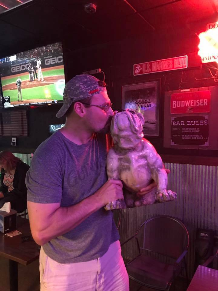 Smedleys Tavern | restaurant | 317 N Main St, Hutchinson, KS 67501, USA | 6202596588 OR +1 620-259-6588