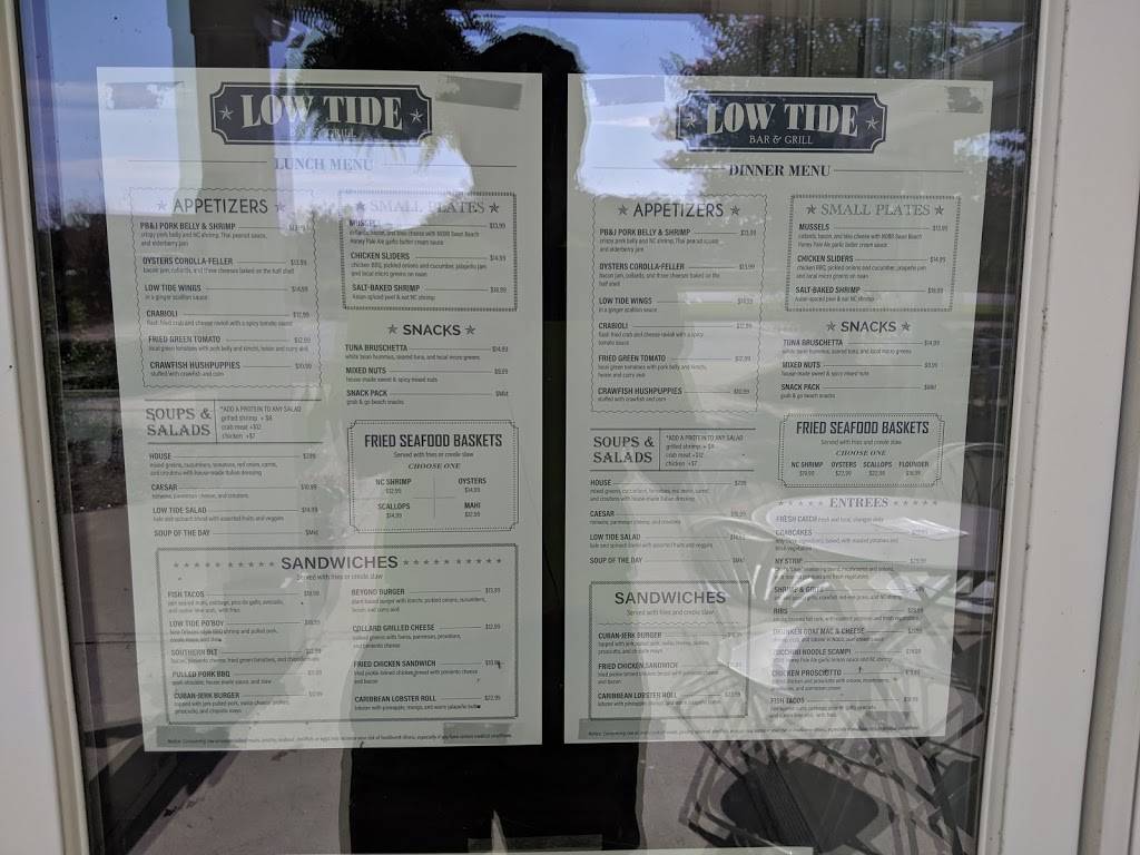 Low Tide Bar & Grill | restaurant | 520 Old Stoney Rd, Corolla, NC 27927, USA | 2525973303 OR +1 252-597-3303