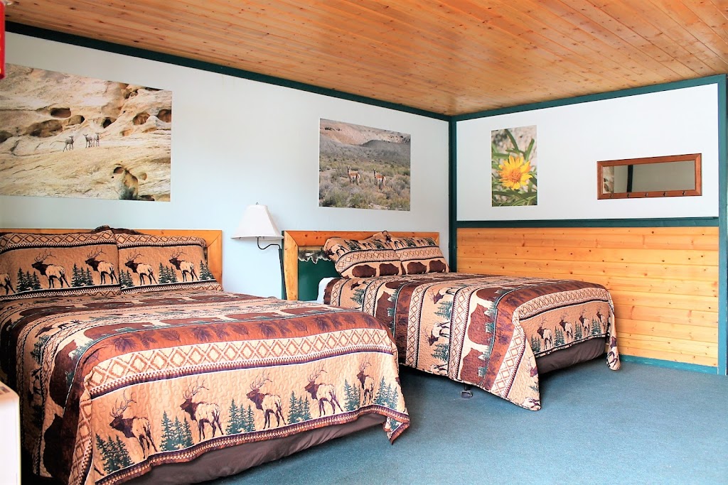 Big Mountain Lodge | Rentals and Adventures | cafe | 15 N State St, Ferron, UT 84523, USA | 4353843333 OR +1 435-384-3333