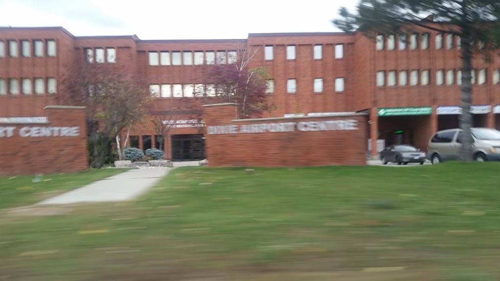 Dixie Airport Centre | restaurant | 1585 Britannia Road East, Mississauga, ON L4W 2M4, Canada | 9056700511 OR +1 905-670-0511