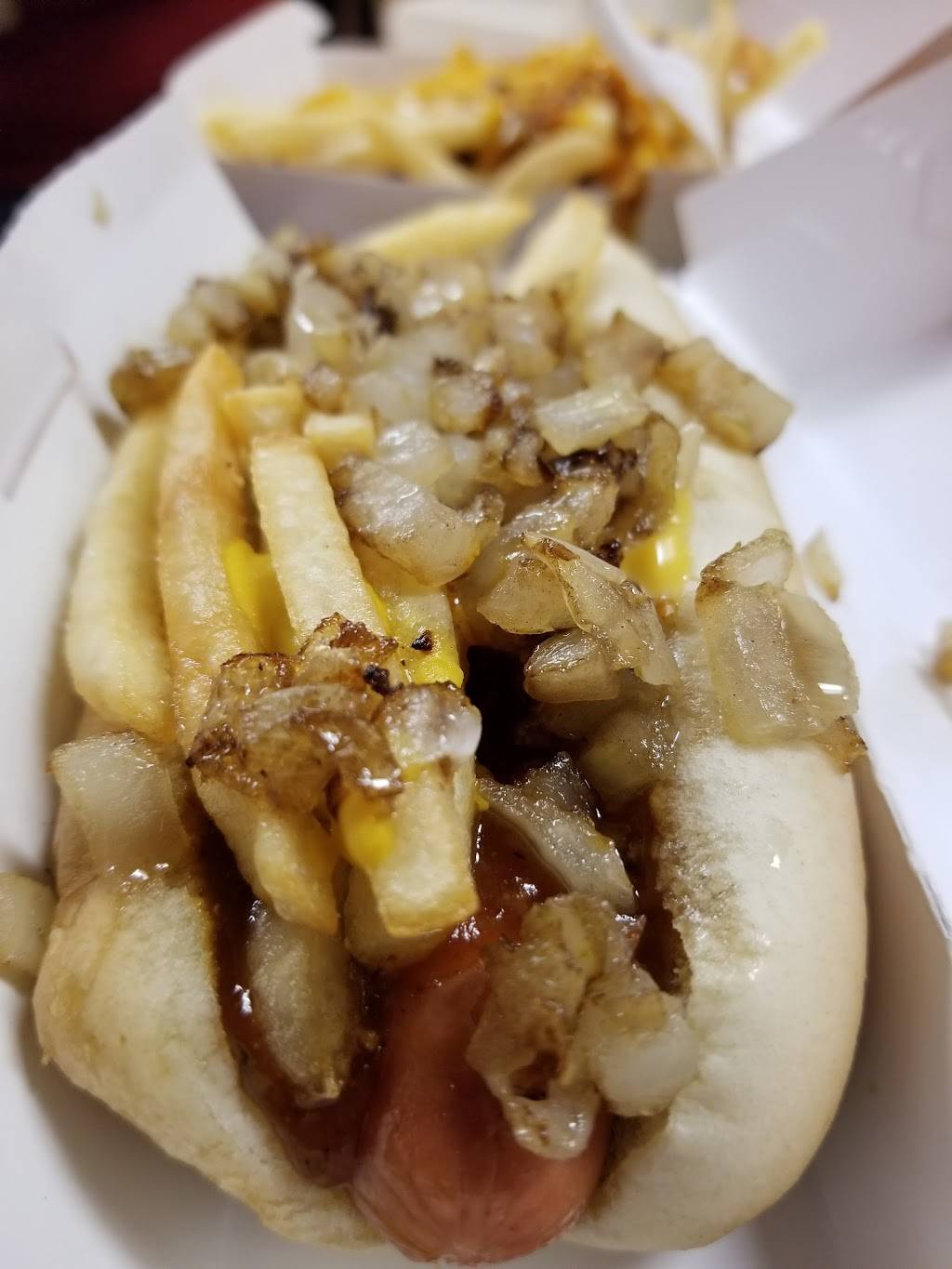 Wienerschnitzel | restaurant | 25250 Madison Ave, Murrieta, CA 92562, USA | 9514619697 OR +1 951-461-9697