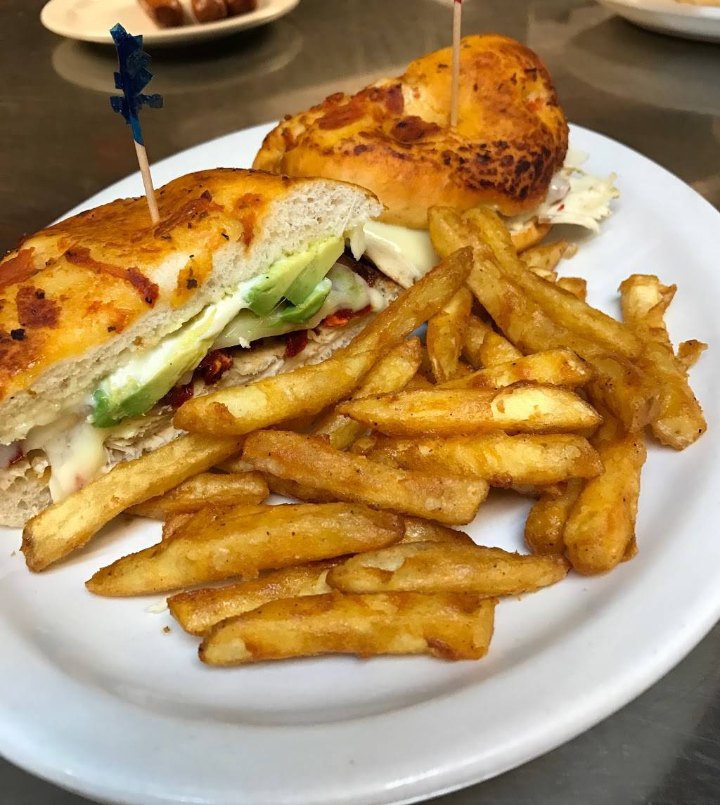 Honey Field Restaurant | restaurant | 984 E 9th St, Lockport, IL 60441, USA | 8158363880 OR +1 815-836-3880