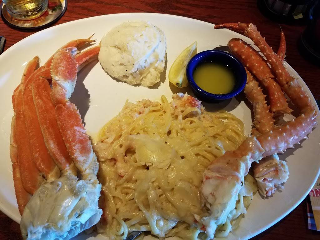 Red Lobster | restaurant | 1403 S Alma School Rd, Fiesta Mall, Mesa, AZ 85210, USA | 4806108701 OR +1 480-610-8701
