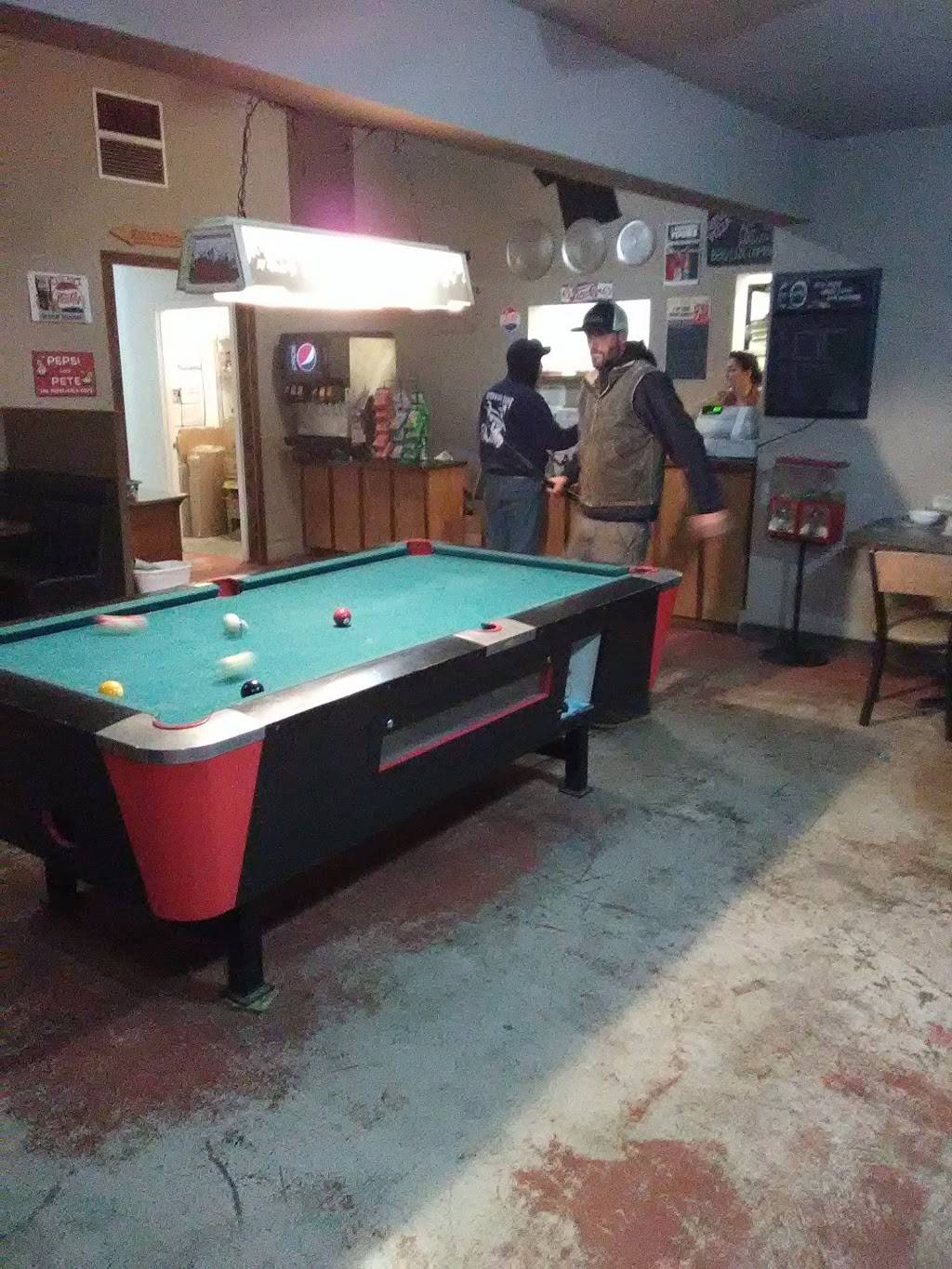 Waterwheel Pizza Parlor & Saloon | restaurant | 22265 Parrotts Ferry Rd, Sonora, CA 95370, USA | 2095328822 OR +1 209-532-8822