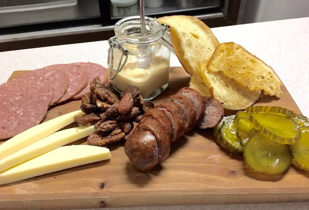 Ye Olde Landmark Tavern | restaurant | 6722 U.S. 20, Bouckville, NY 13310, USA | 3158931810 OR +1 315-893-1810