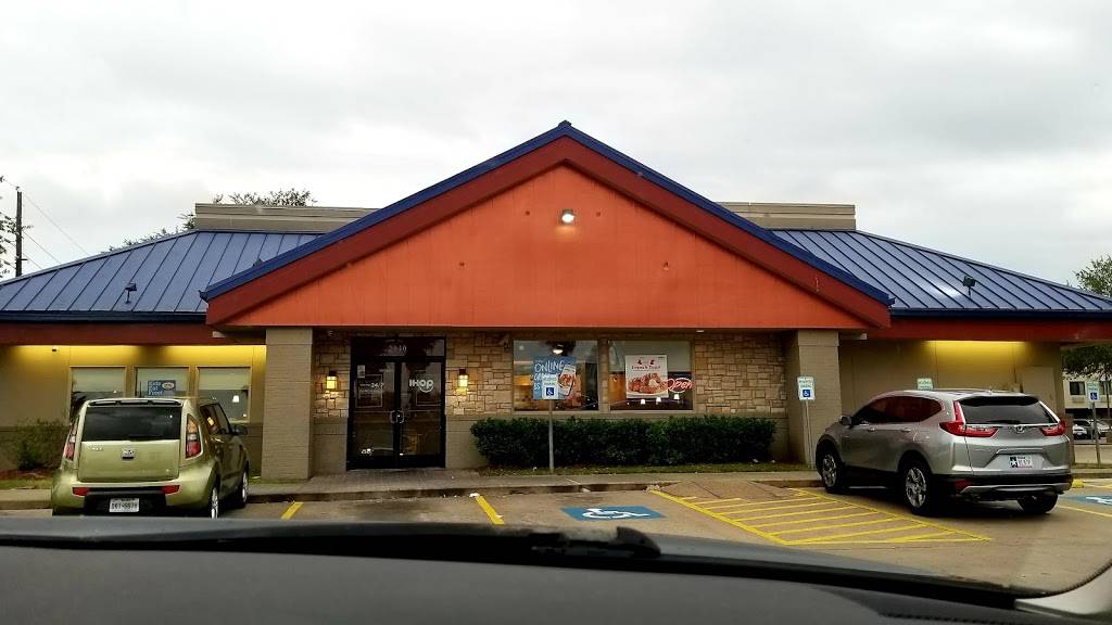 IHOP | restaurant | 2940 W Sam Houston Pkwy S, Houston, TX 77042, USA | 7139779908 OR +1 713-977-9908