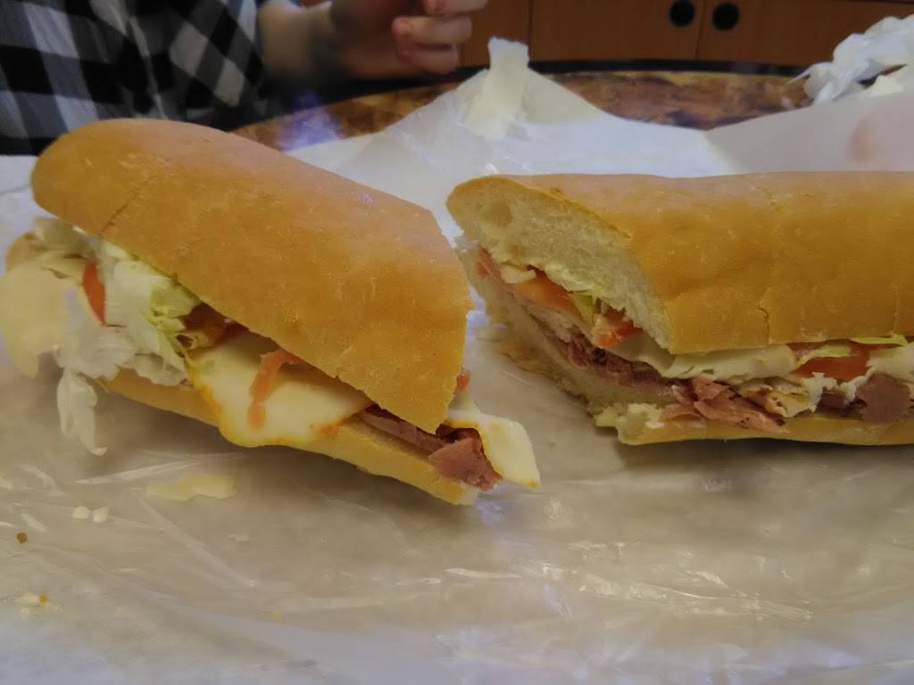 Country Market IV | restaurant | 6108 W Northern Ave, Glendale, AZ 85301, USA | 6234350502 OR +1 623-435-0502