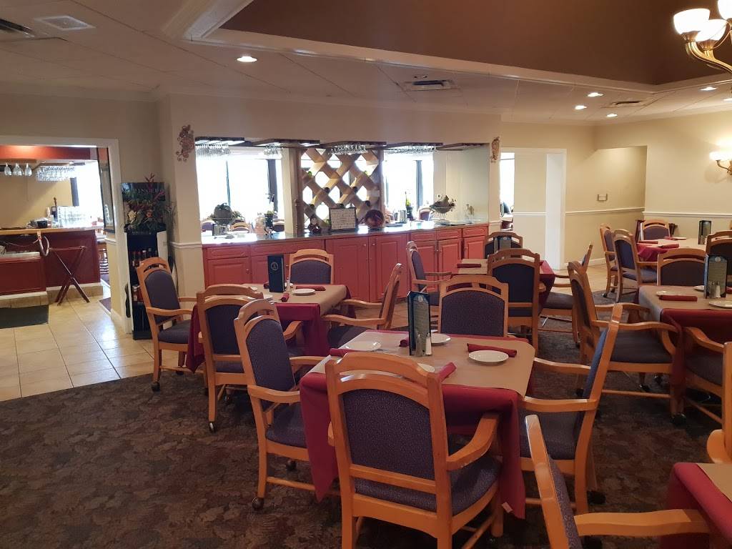 Sandpiper Grille | restaurant | 1702 S Pebble Beach Blvd, Sun City Center, FL 33573, USA | 8136347900 OR +1 813-634-7900