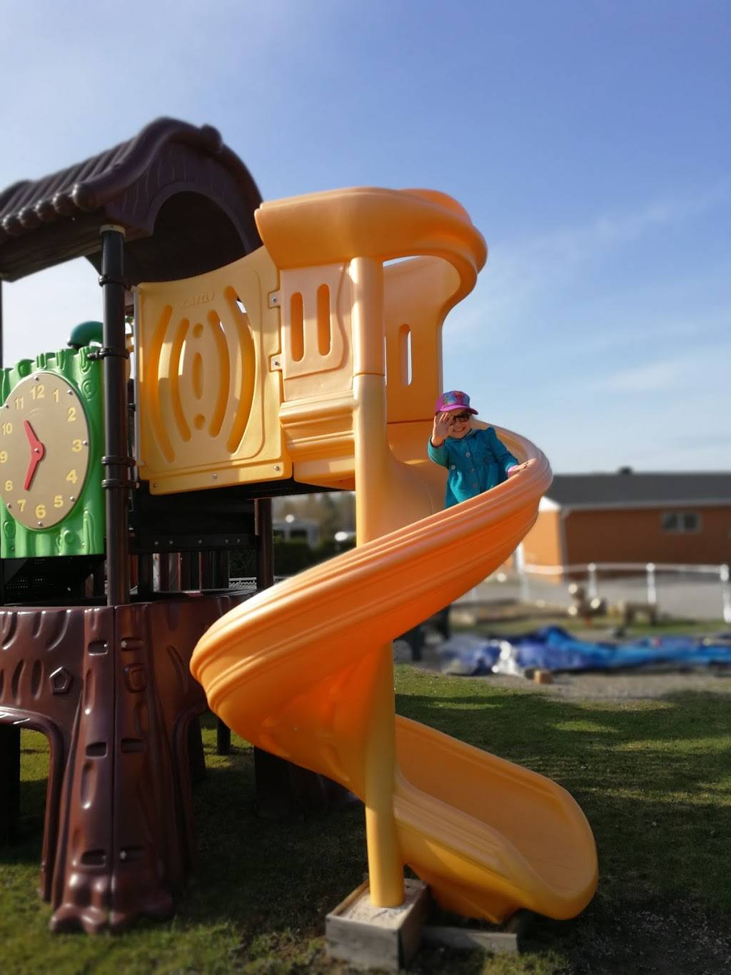 Casse-Croute du Camping Québec en Ville | restaurant | 2050 Rte De LAeroport, Quebec City, QC G2G 0A3, Canada | 4189148104 OR +1 418-914-8104