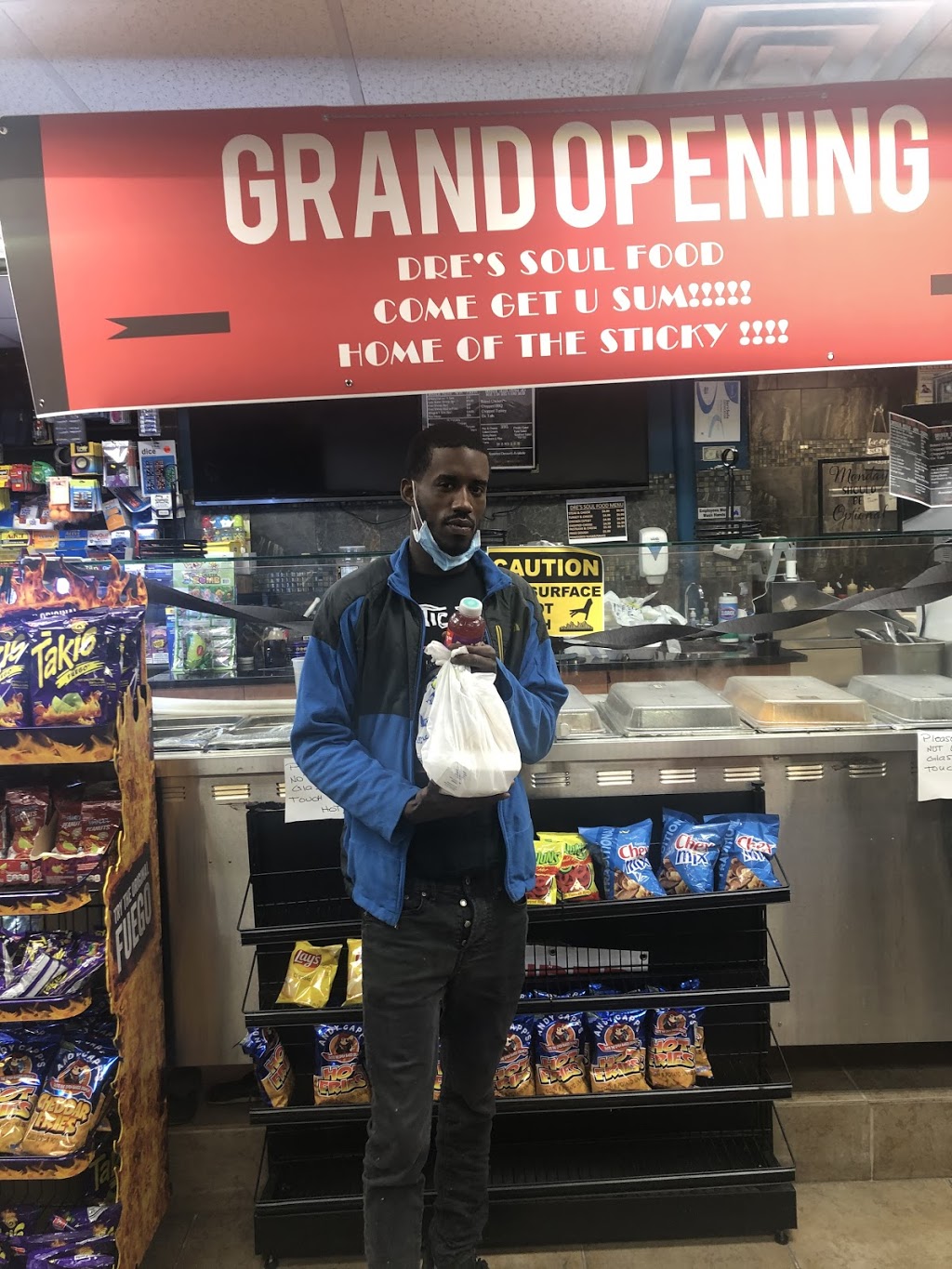 RiRi’s Soulfood Kitchen | restaurant | Inside Friends Food Mart, 35 Kimberly Ave, New Haven, CT 06519, USA | 2034669193 OR +1 203-466-9193