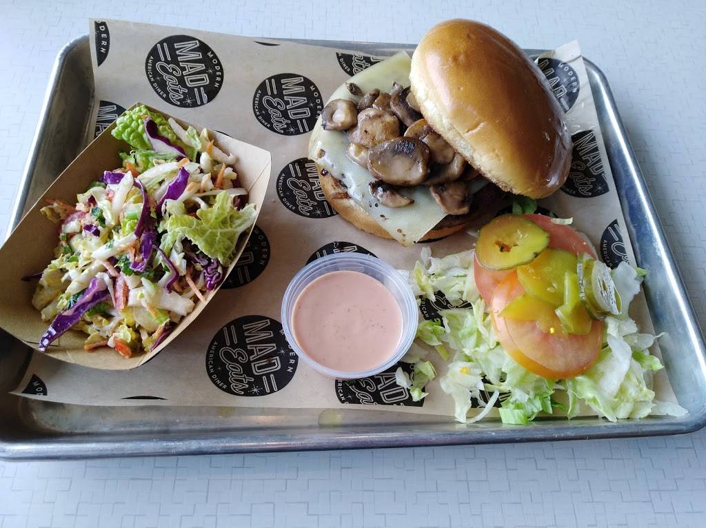 MAD Eats | restaurant | 201 S Main St, Owasso, OK 74055, USA | 9184014353 OR +1 918-401-4353