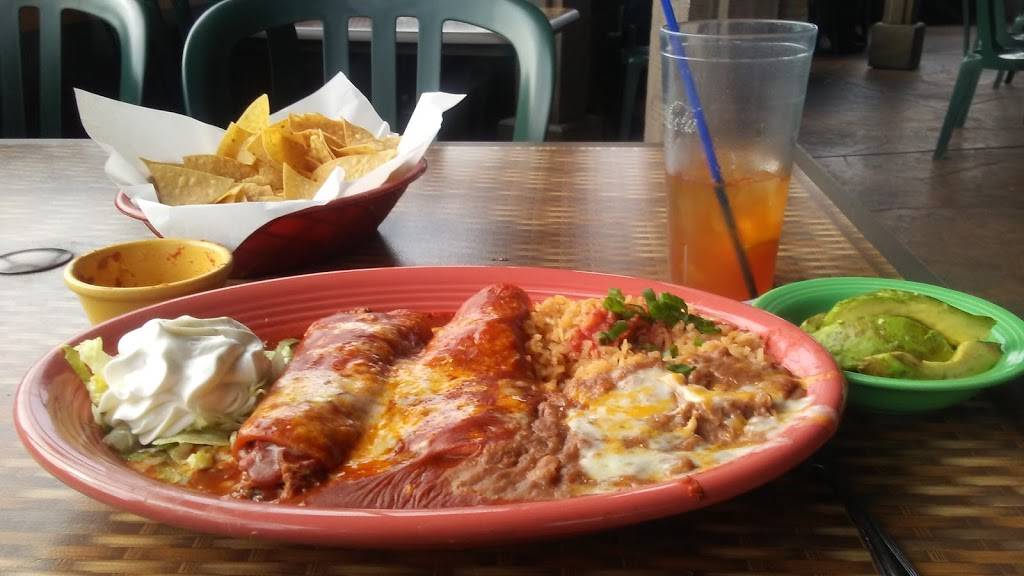 Yolandas Mexican Cafe | restaurant | 1601 S Victoria Ave, Oxnard, CA 93035, USA | 8059851340 OR +1 805-985-1340