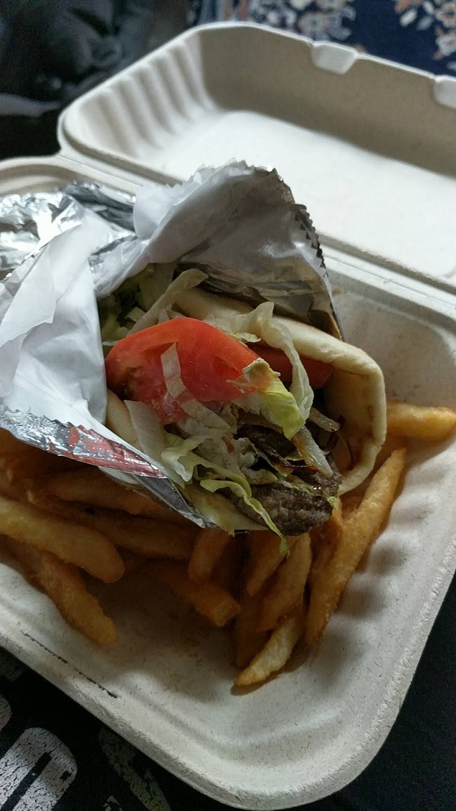 Village Fare Pizza | restaurant | 387 Washington St, Brookline, MA 02446, USA | 6177392774 OR +1 617-739-2774