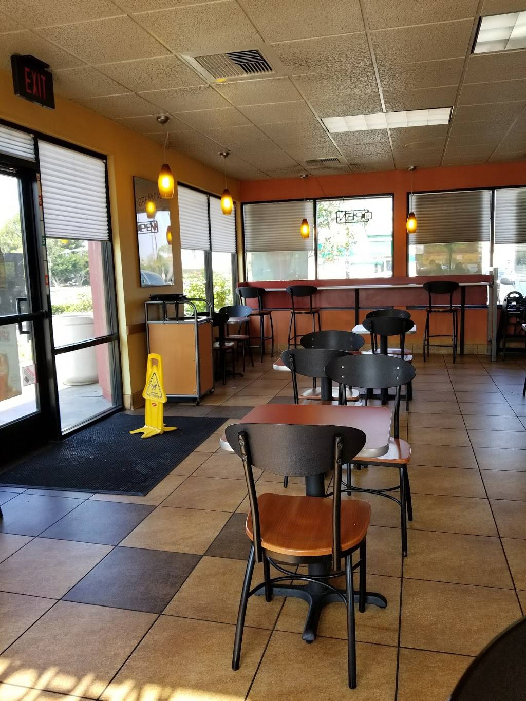 Jack in the Box | restaurant | 1099 Artesia Blvd, Gardena, CA 90248, USA | 3105323528 OR +1 310-532-3528