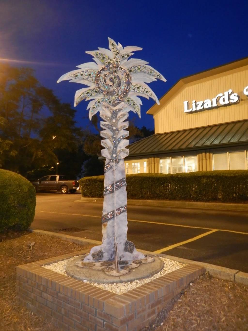 Lizards Thicket Restaurant | restaurant | 818 Elmwood Ave, Columbia, SC 29201, USA | 8037796407 OR +1 803-779-6407