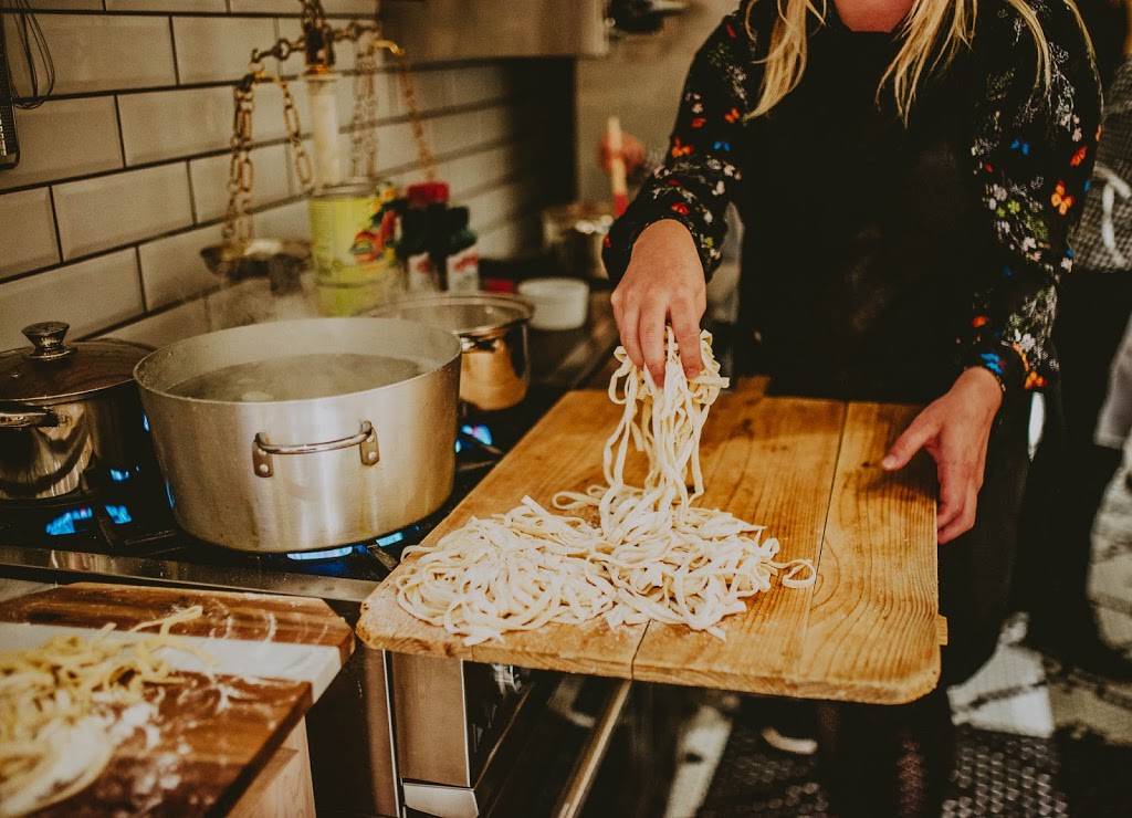 Cosabella Kitchen | restaurant | 6516 N Olie Ave Suite C, Oklahoma City, OK 73116, USA | 4053129988 OR +1 405-312-9988