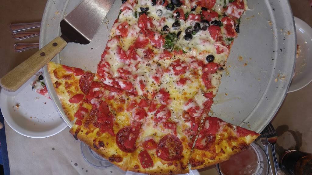 Cannovas Pizzeria | meal delivery | 247 N Main St, Galena, IL 61036, USA | 8157773735 OR +1 815-777-3735