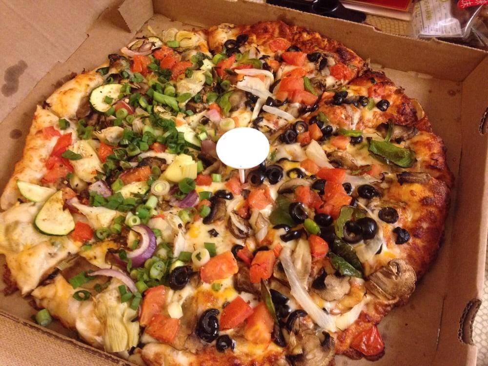 Round Table Pizza | meal delivery | 20920 Redwood Rd, Castro Valley, CA 94546, USA | 5107339500 OR +1 510-733-9500