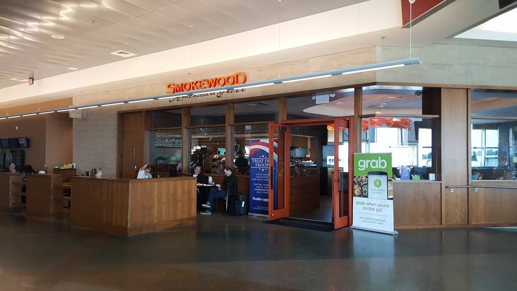 Smokewood American Grill | restaurant | 1 Airport Blvd, Bentonville, AR 72712, USA | 4792039305 OR +1 479-203-9305