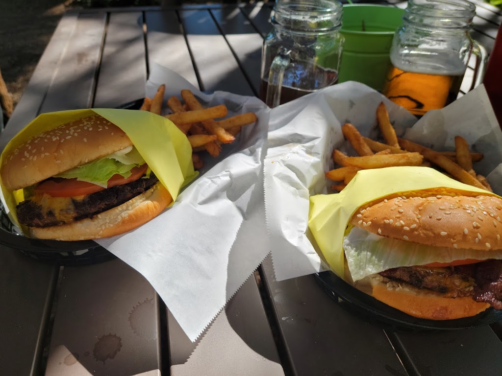 Pioneer Hillside Pizza | restaurant | 31232 CA-44 #4, Shingletown, CA 96088, USA | 5304744007 OR +1 530-474-4007