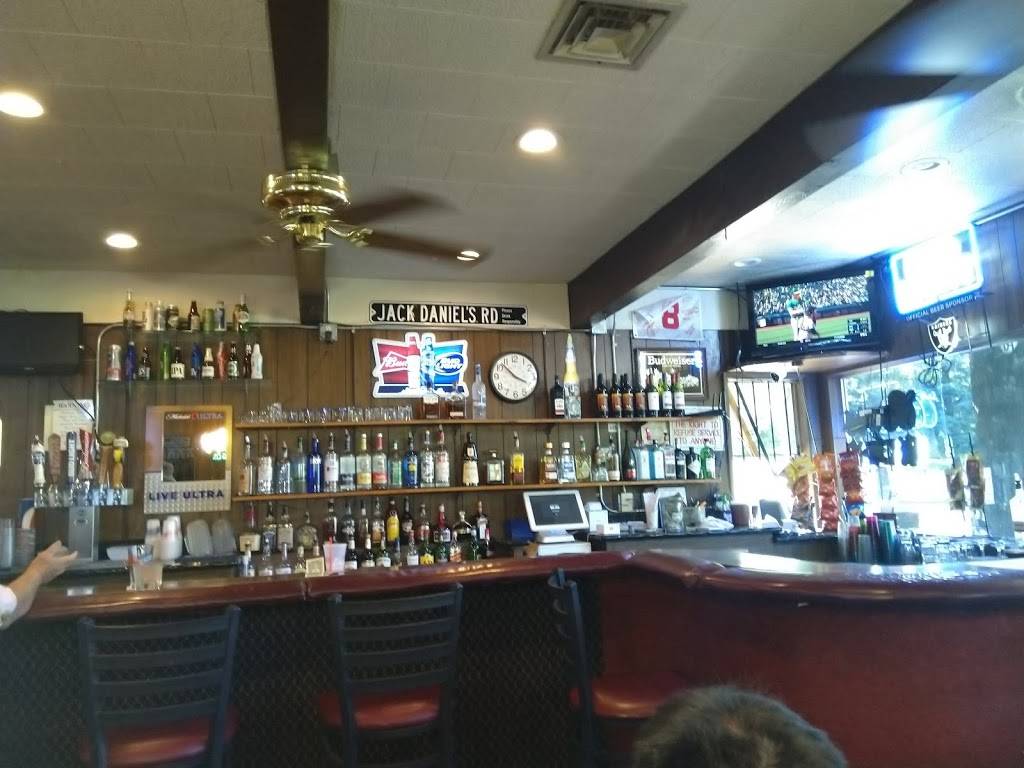 Sand Trap | restaurant | 6241 Churn Creek Rd, Redding, CA 96002, USA | 5303656622 OR +1 530-365-6622