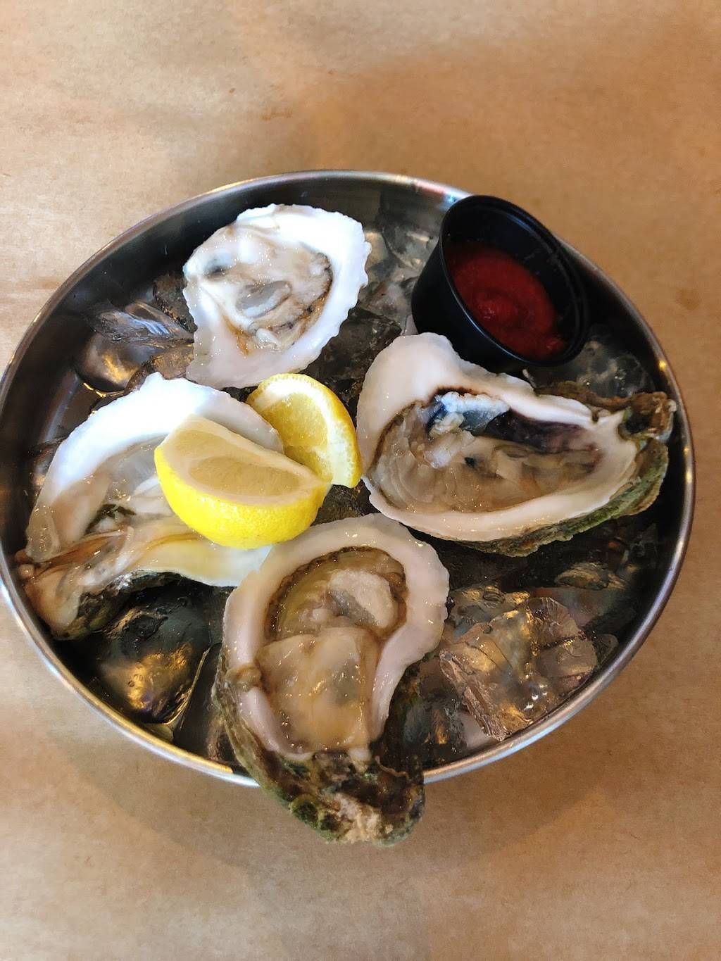 Crazy Crab | restaurant | 10160 Fairfax Blvd #102, Fairfax, VA 22030, USA | 7032727766 OR +1 703-272-7766